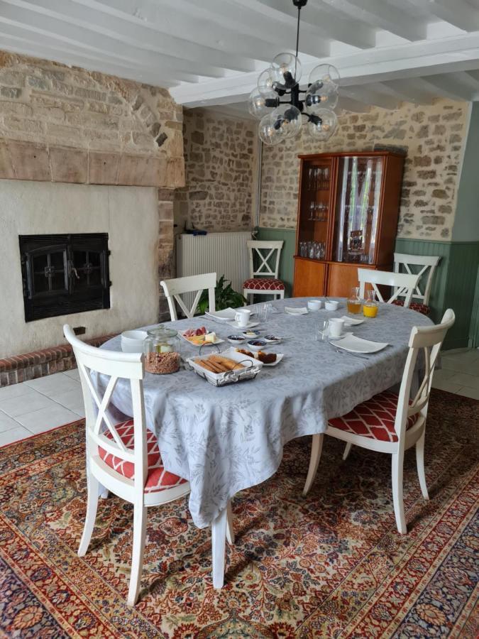 Domaine De La Cour Vautier Acomodação com café da manhã Mandeville-en-Bessin Exterior foto