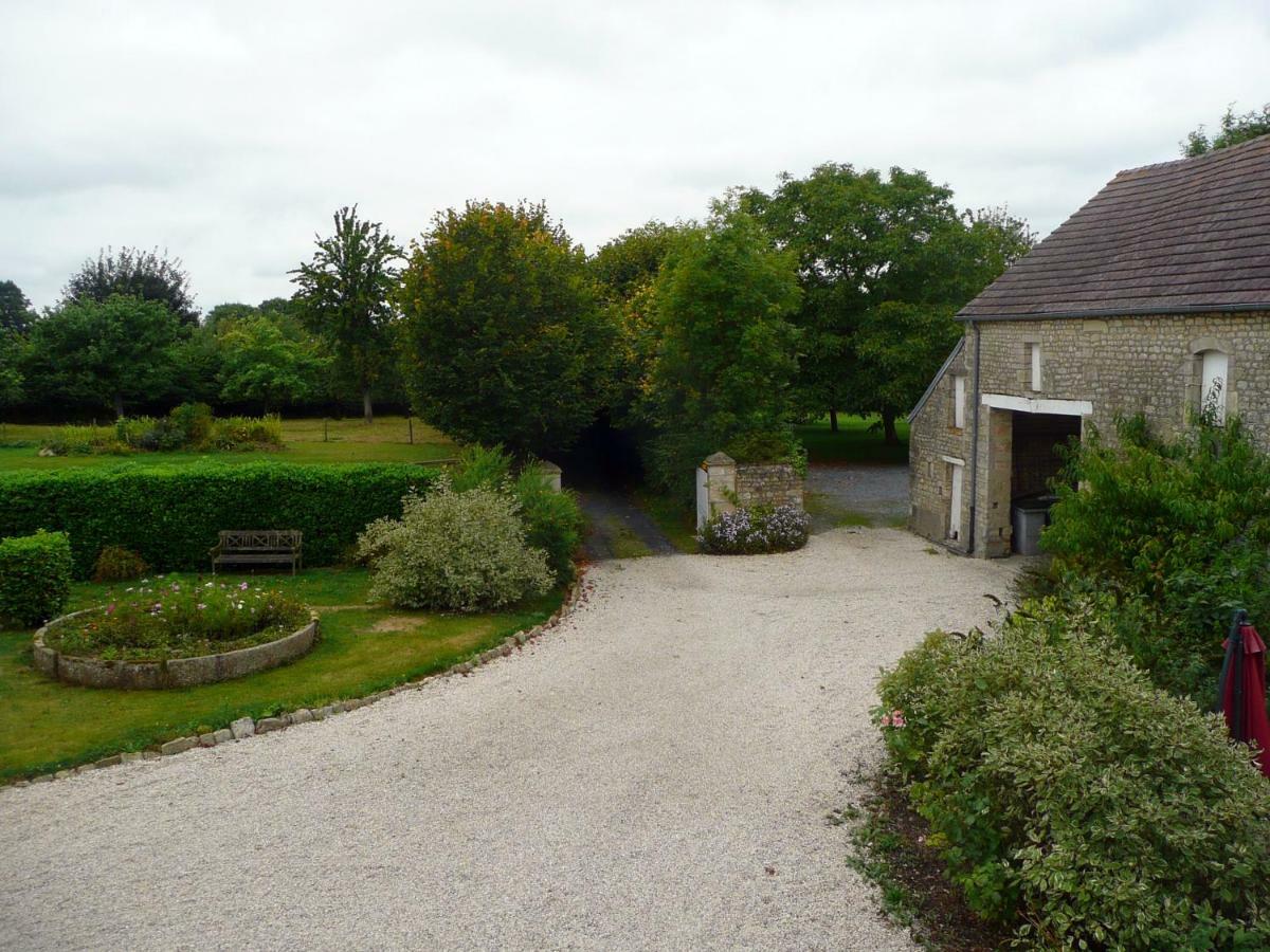 Domaine De La Cour Vautier Acomodação com café da manhã Mandeville-en-Bessin Exterior foto